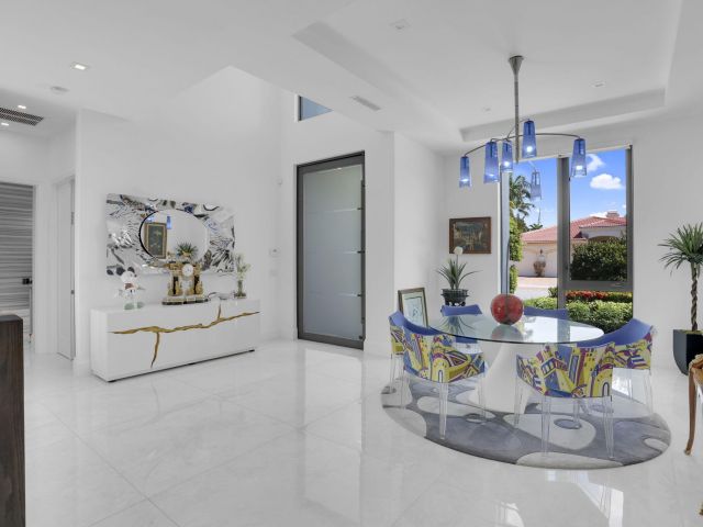 Home for sale at 234 NE 4th Street - photo 6316999