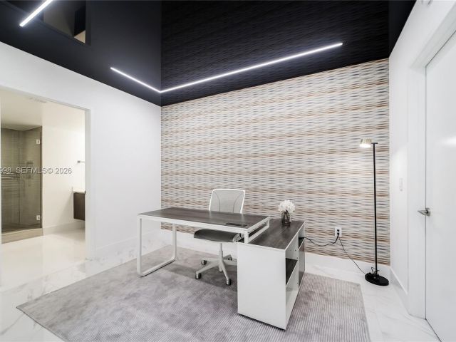 Apartment for sale  Unit #4-2203 - photo 6316639