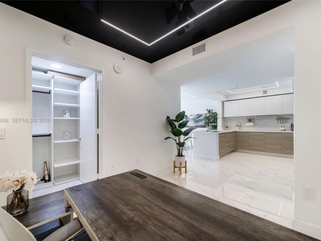 Apartment for sale  Unit #4-2203 - photo 6316641