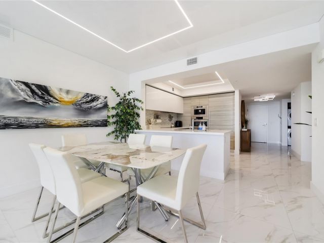 Apartment for sale  Unit #4-2203 - photo 6316649