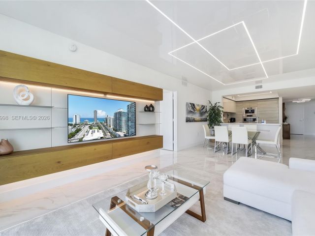 Apartment for sale  Unit #4-2203 - photo 6316655