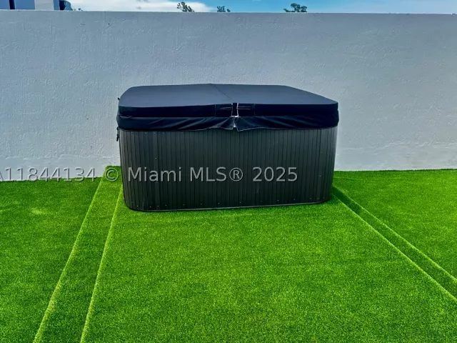 4-bedroom home for sale in Miami Beach - 1975 Calais Dr 1 - MondialRealty