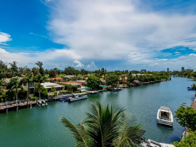 Home for sale at 1975 Calais Dr 1 - photo 6329223