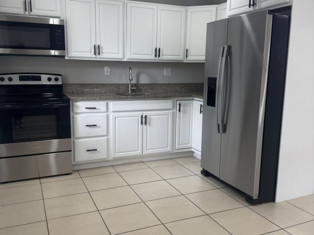 Home for rent at 721 Nathan Hale Road - photo 6319561