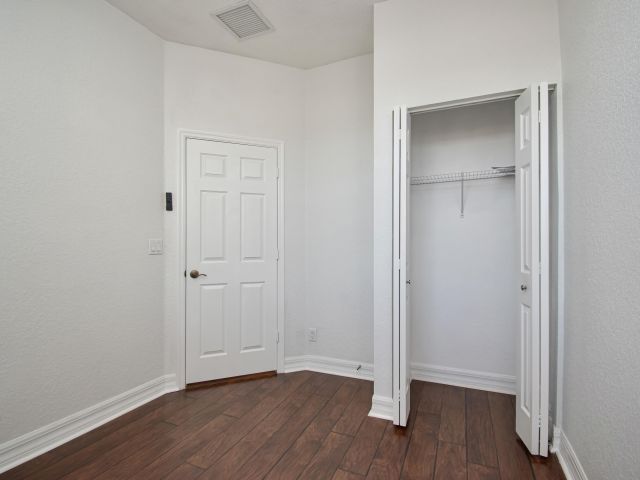 Home for rent at 1833 NW 12th Street - photo 6369012