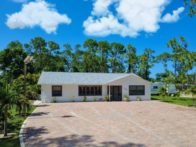 Home for sale at 13309 53rd Court N - photo 6319630