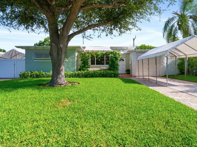 Home for sale at 230 Santa Lucia Drive - photo 6358452