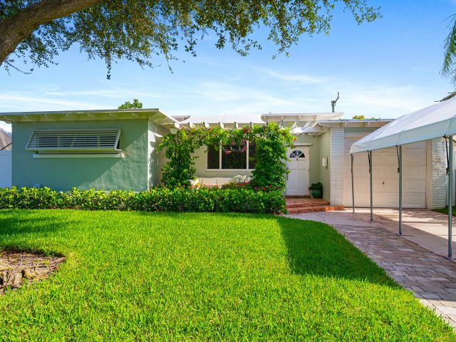 Home for sale at 230 Santa Lucia Drive - photo 6358456