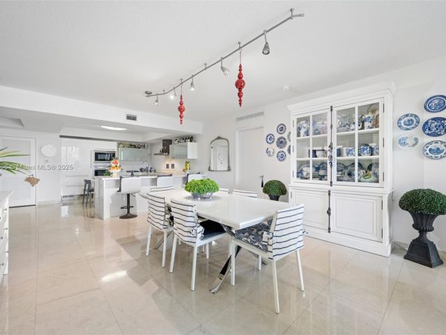 Apartment for sale  Unit #TH301 - photo 6322207