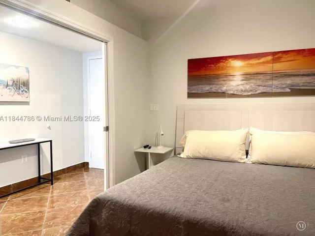 1-bedroom condo for rent in Hallandale Beach - 1830 S Ocean Dr 3009 - MondialRealty