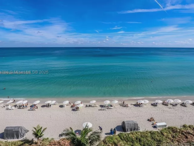 1-bedroom condo for rent in Hallandale Beach - 1830 S Ocean Dr 3009 - MondialRealty