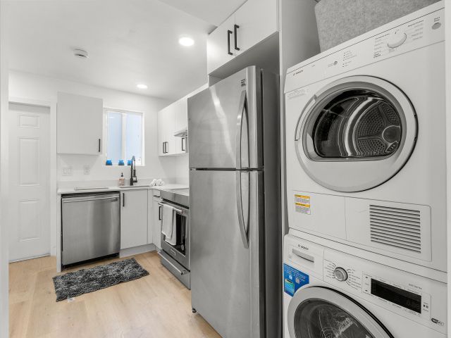 Home for rent at 114 NW 10th Avenue - photo 6362714