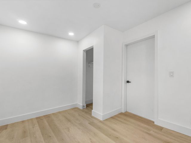 Home for rent at 114 NW 10th Avenue - photo 6362718