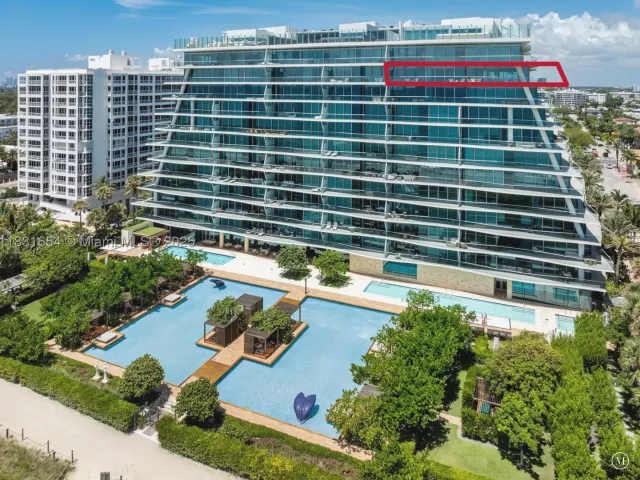 5-bedroom condo for sale in Surfside - 9349 Collins Ave 1101 - MondialRealty