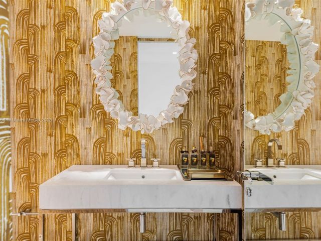 Apartment for sale  Unit #1101 - photo 6331247