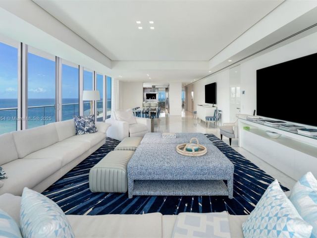 Apartment for sale  Unit #1101 - photo 6331252