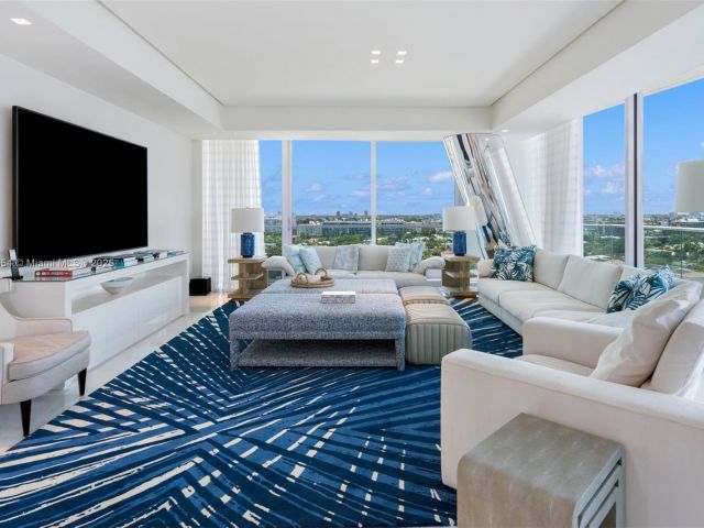 Apartment for sale  Unit #1101 - photo 6331253