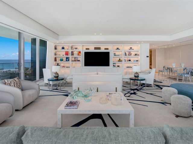 Apartment for sale  Unit #1101 - photo 6331259