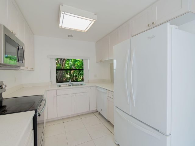 Home for rent at 6090 Aloma Lane - photo 6391291