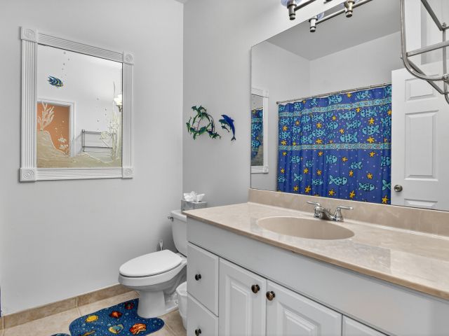 Home for rent at 3511 NW 4th Avenue - photo 6437316