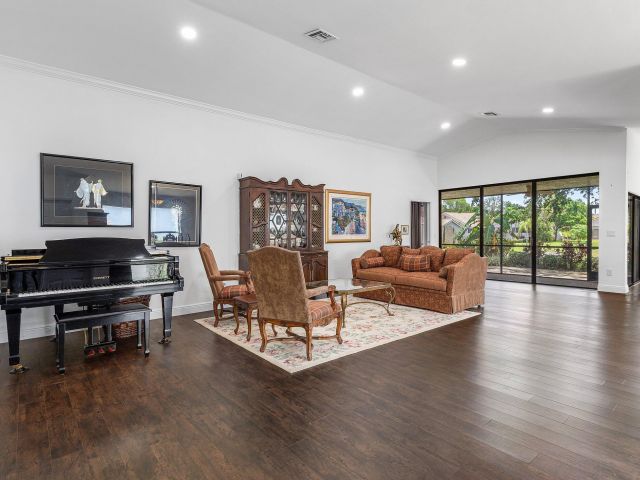 Home for sale at 11146 Highland Circle - photo 6545187