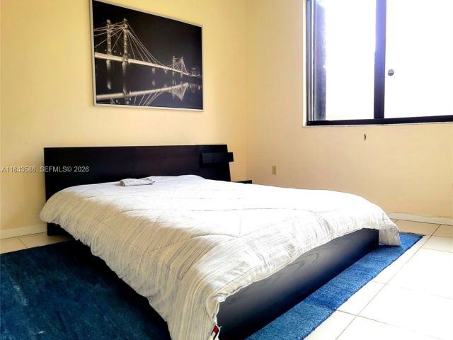 Apartment for rent  Unit #307 - photo 7441572