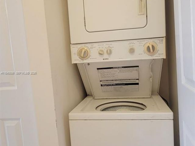 Apartment for rent  Unit #307 - photo 7441574