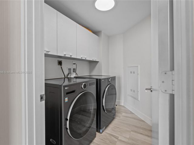 Apartment for sale  Unit #4-1107 - photo 6324841