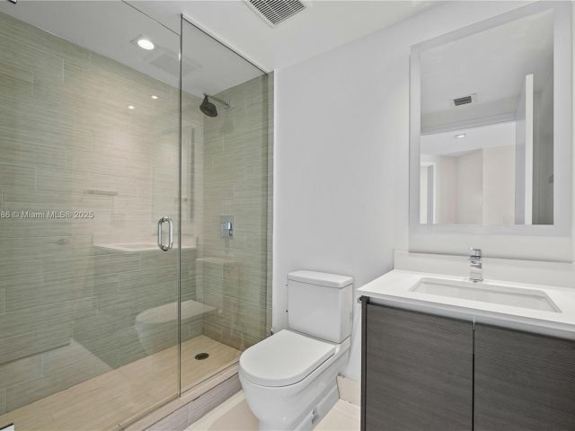 Apartment for sale  Unit #4-1107 - photo 6324843