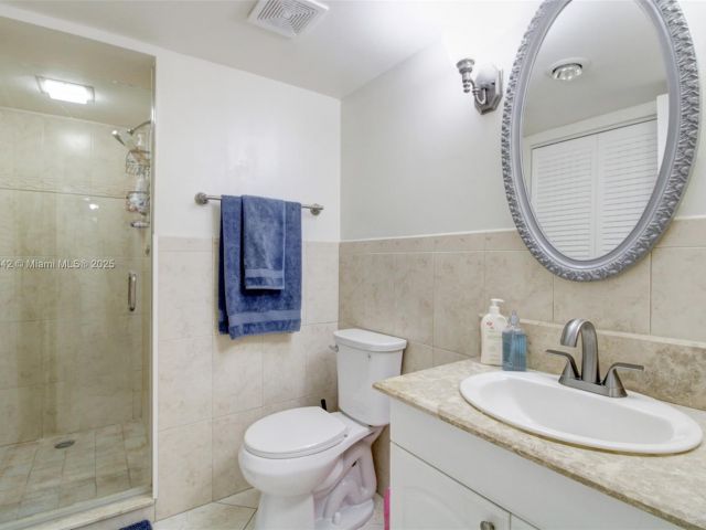 Apartment for sale  Unit #4H - photo 7427937