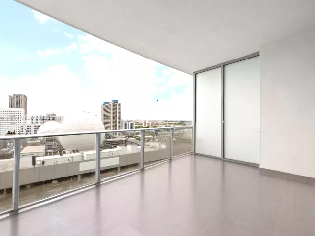 1-bedroom condo for sale in Miami - 851 NE 1st Ave 1410 - MondialRealty