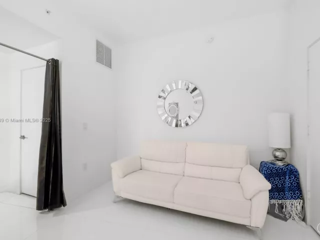 1-bedroom condo for sale in Miami - 851 NE 1st Ave 1410 - MondialRealty