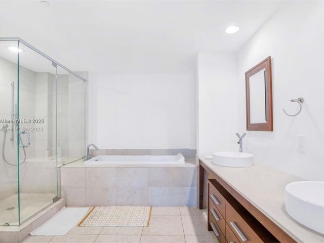 Apartment for rent  Unit #4909 - photo 6324370