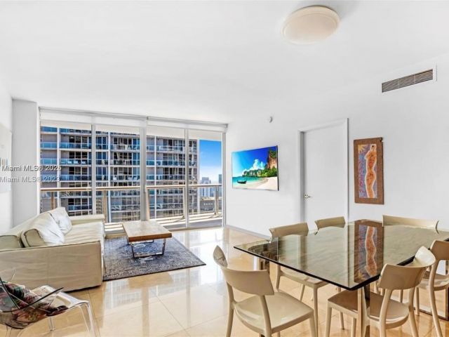 Apartment for rent  Unit #4909 - photo 6324374