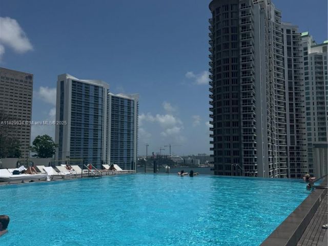 Apartment for sale  Unit #4207 - photo 6324350