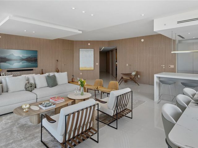 Apartment for sale  Unit #2102 - photo 6335989