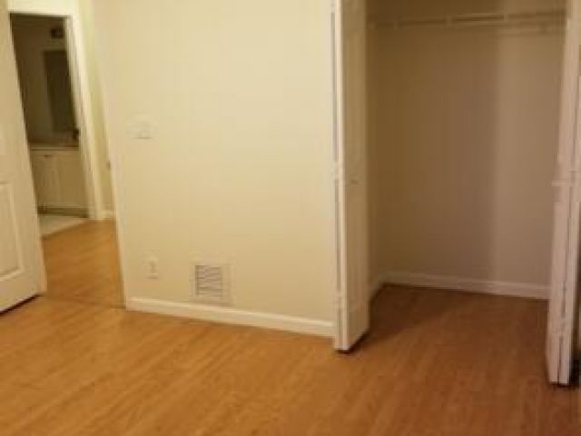 Home for rent at 3256 Commodore Court - photo 6326317