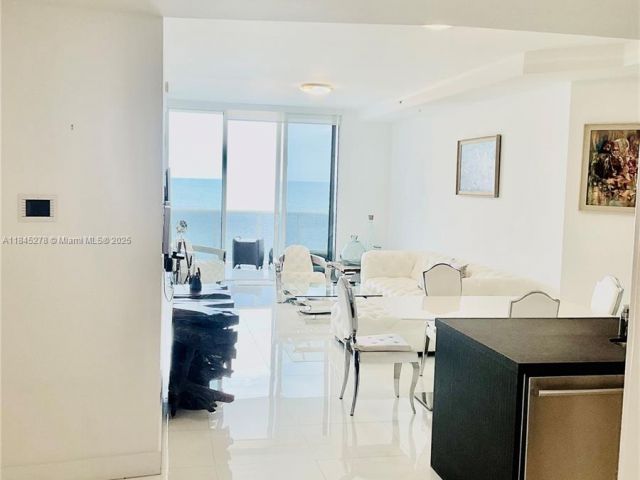 Apartment for sale  Unit #3302 - photo 6327703