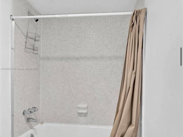 Apartment for sale  Unit #7B - photo 6326907