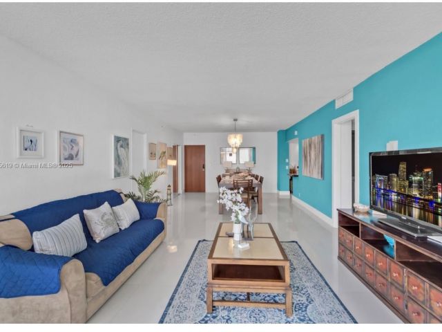 Apartment for sale  Unit #7B - photo 6326916