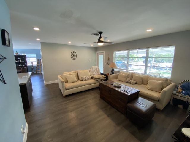 Home for sale at 124 SE 11th Street - photo 6337075