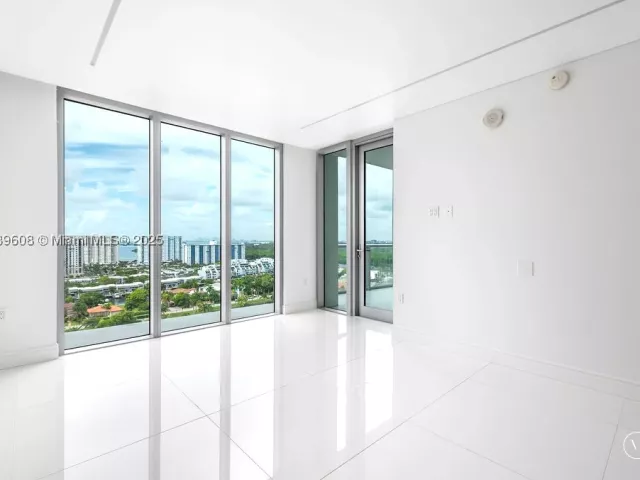 3-bedroom condo for sale in Sunny Isles Beach - 300 Sunny Isles Blvd 4-1808 - MondialRealty