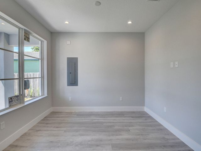 Home for sale at 715 NW 1st Street - photo 6392255