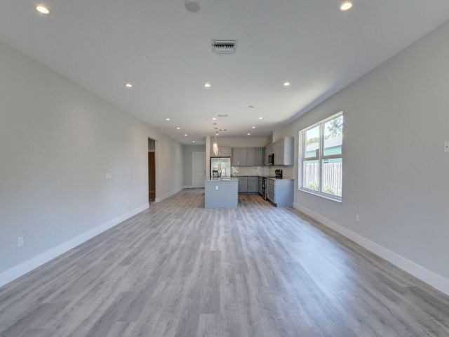 Home for sale at 715 NW 1st Street - photo 6718690