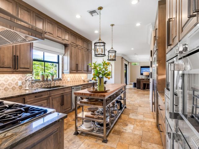 Home for sale at 809 NE 71st Street - photo 6391570