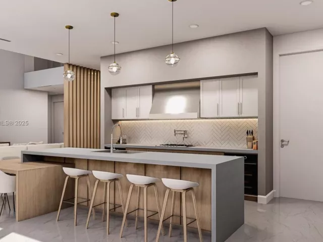 5-bedroom home for sale in Pompano Beach - 3207 Robbins Rd - MondialRealty