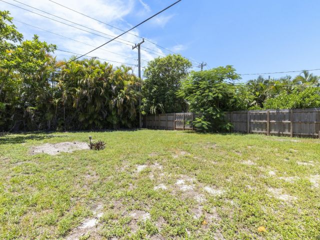 Home for sale at 1339 NE 15th Avenue - photo 6338987