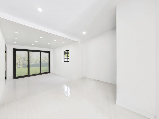 Home for sale at 1339 NE 15th Avenue - photo 6338991