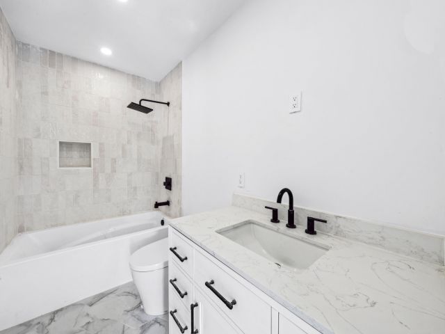 Home for sale at 1339 NE 15th Avenue - photo 6338995