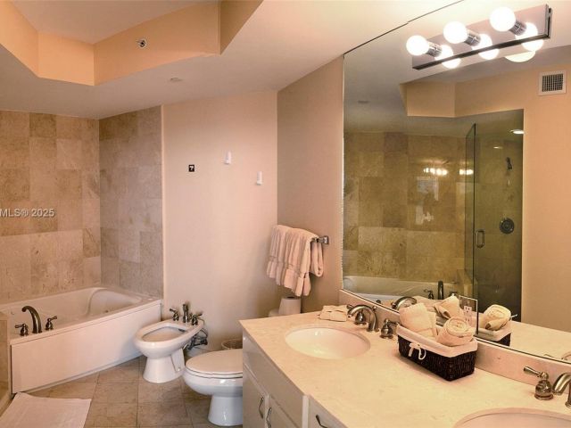 Apartment for rent  Unit #3907 - photo 6328079